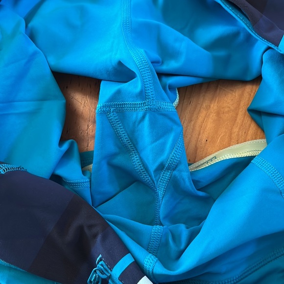 Lululemon skirt - Picture 4 of 5